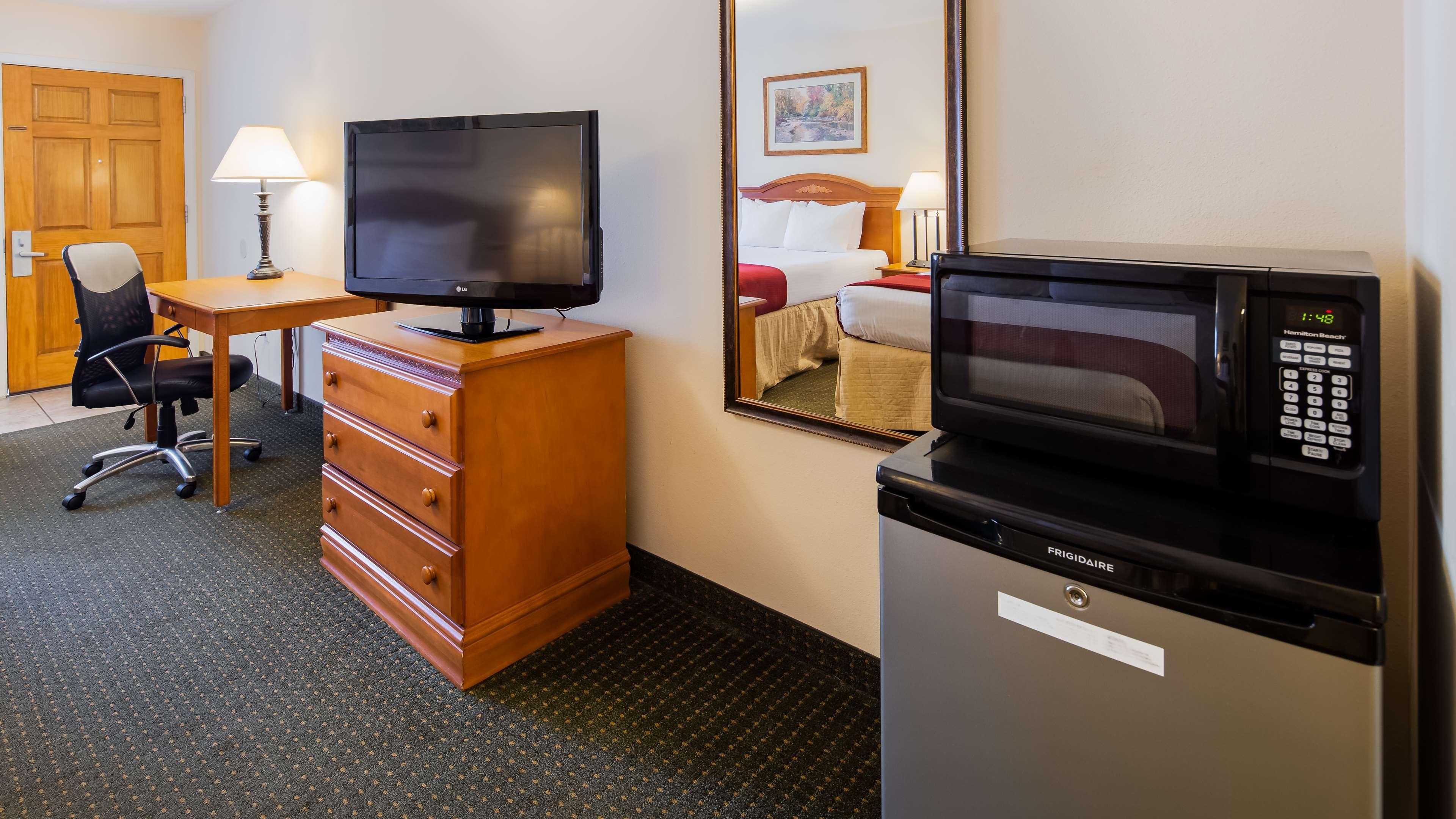 Best Western Plus Brunswick Bath Екстериор снимка