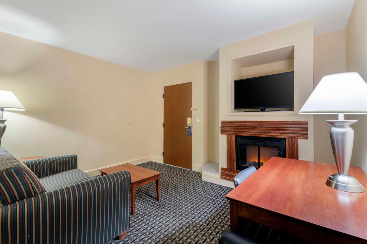 Best Western Plus Brunswick Bath Екстериор снимка
